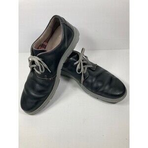 CLARKS 1825 Mens 9.5 Leather Lace Up Oxfords Casual Awesome!